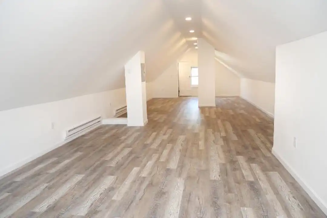 172 Boylston St – pohled 3