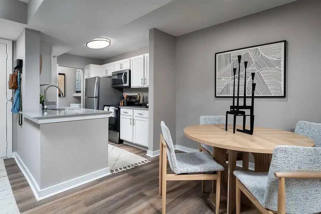 Hampton Farms Apartments – photo 1 of 26