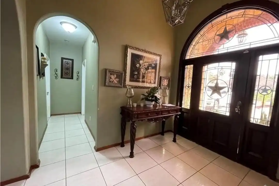 House in Mission - View 3