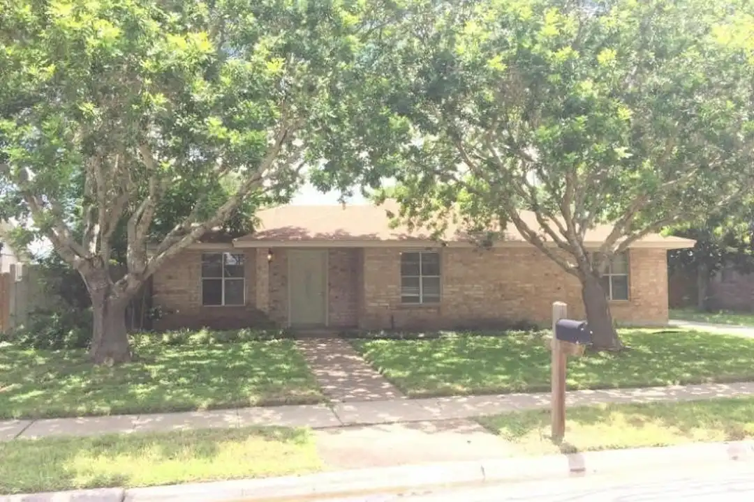 302 Timber Trail Cir – photo 1