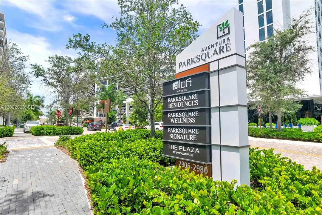 2960 NE 207th St unit 705 - View 5