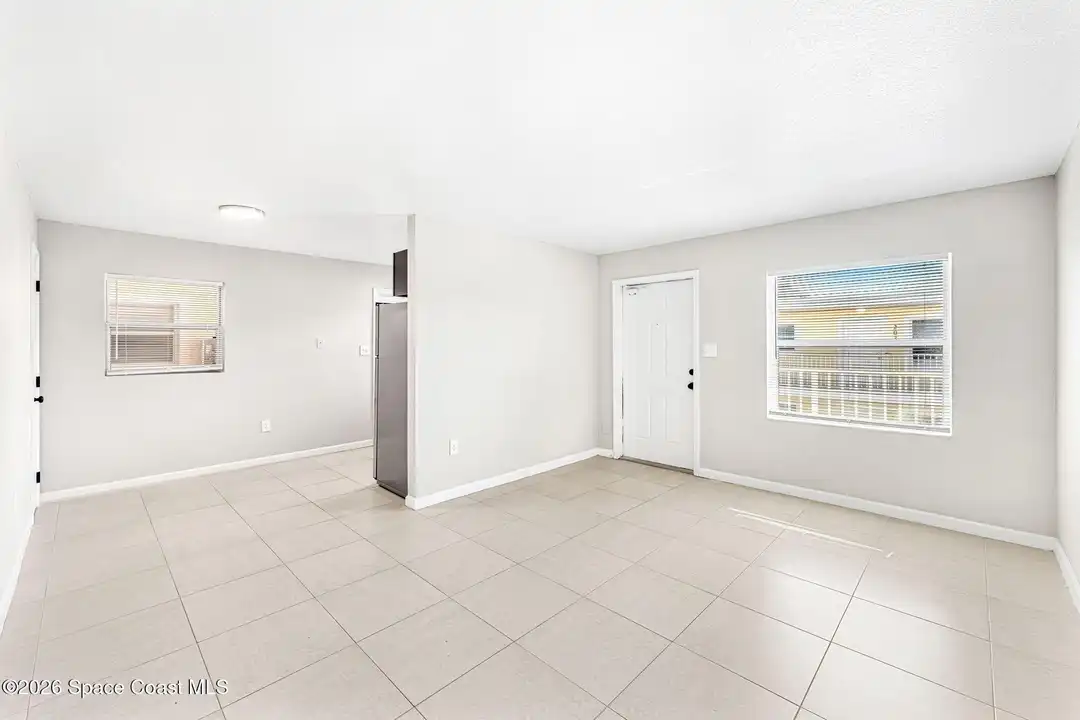 130 Roosevelt Ave #204 - More