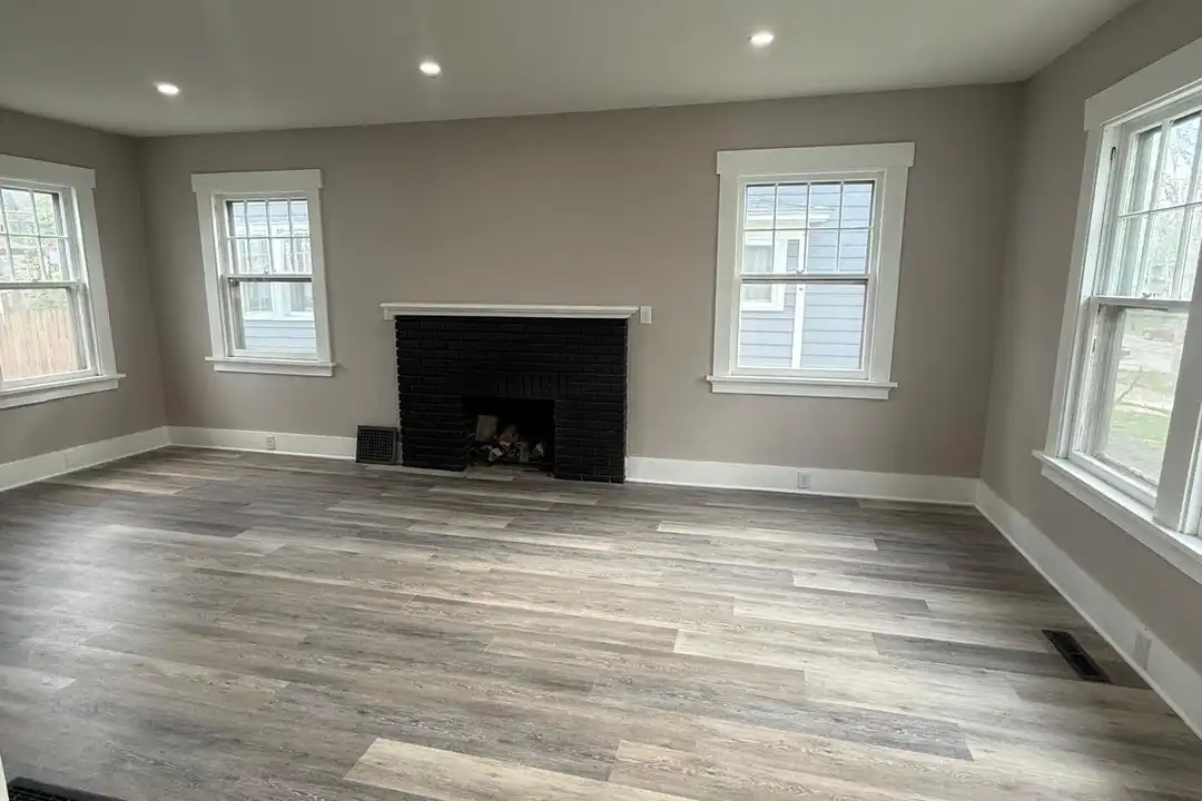 2008 N Anthony Blvd - View 2