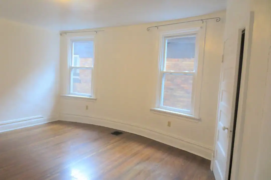 5706 Darlington Rd unit 2ndFL – photo 1