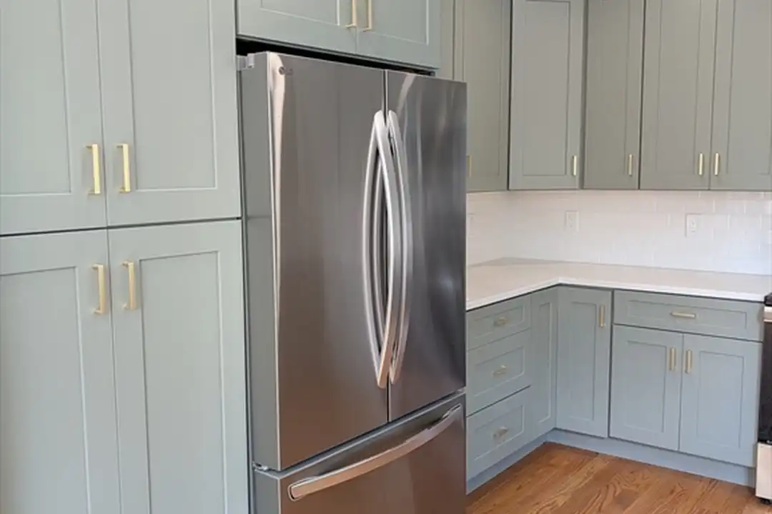 56 Bakersfield St unit 2 - View 4