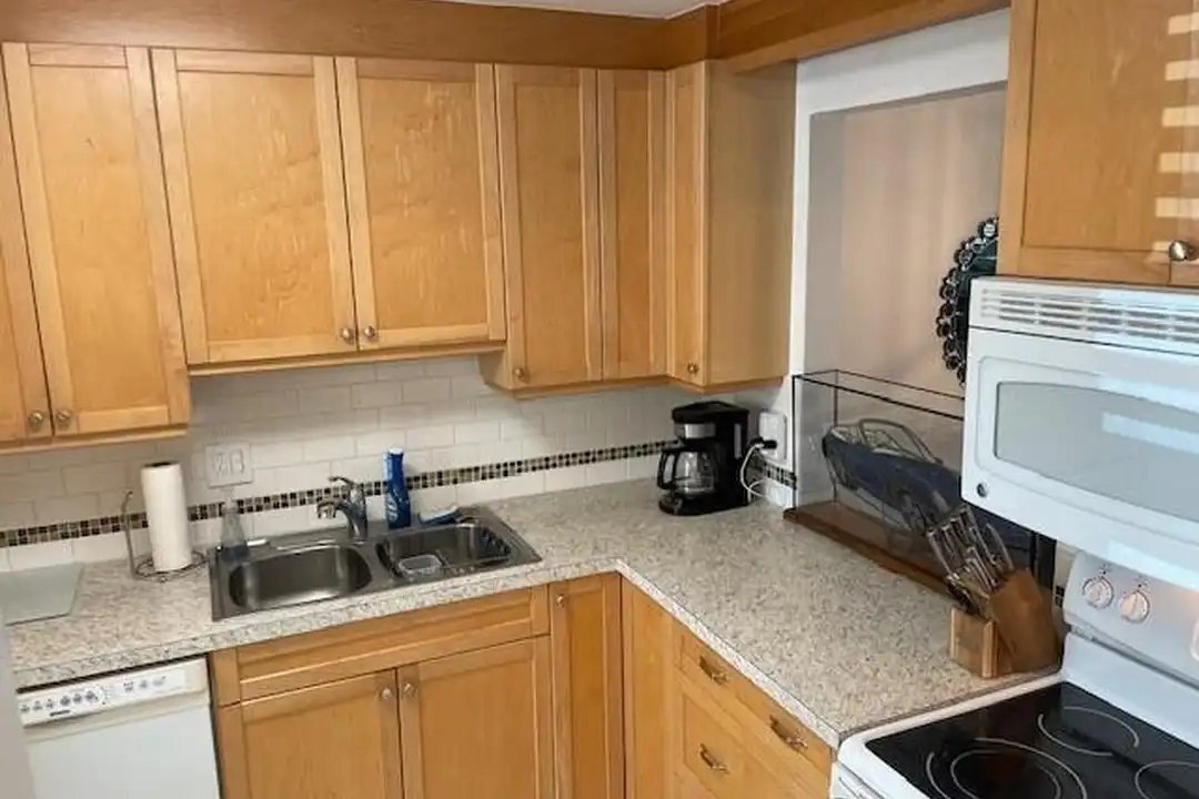307 Lake Evelyn Dr - View 6