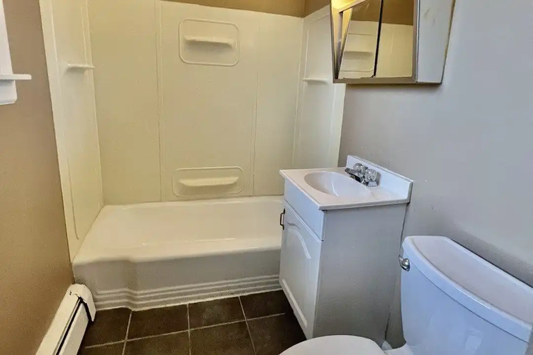 14633 Keystone Ave #3A - View 6