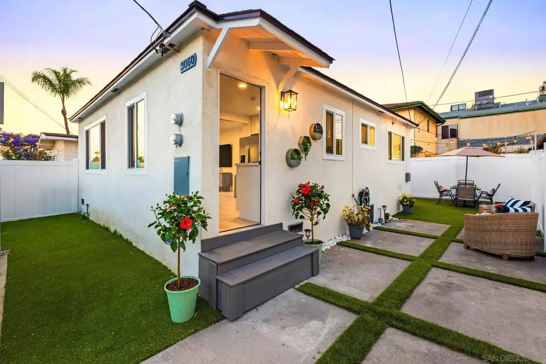 3060 Polk Ave – photo 1