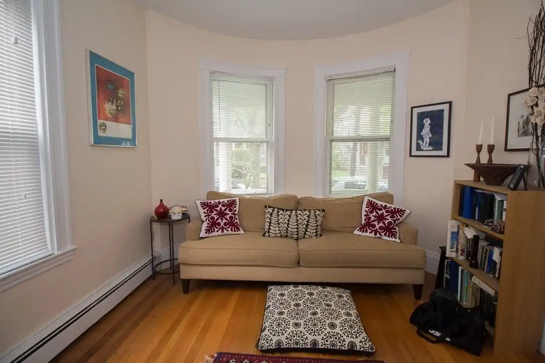 15 Kenwood St unit 1 - View 2