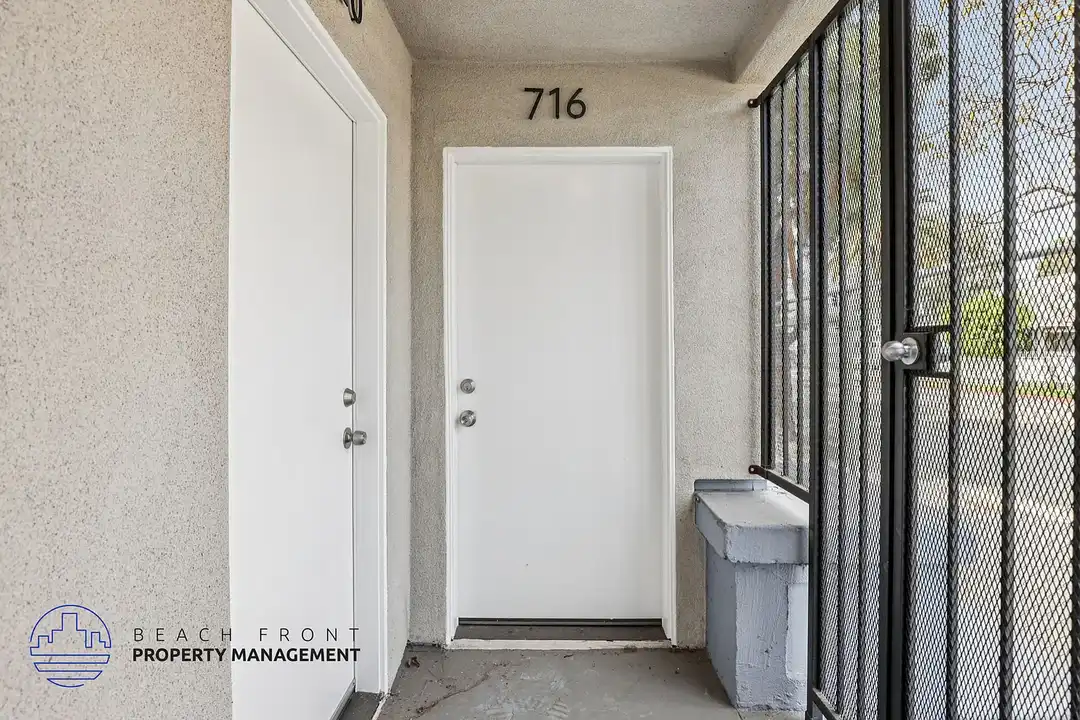 716-722 East 7th Street - More