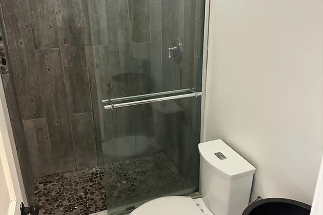 10 Dalrymple St unit 2 – pohled 3