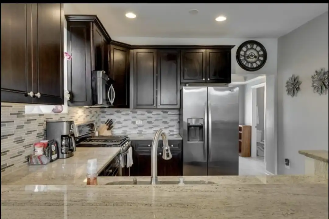 3308 W Le Moyne St – photo 1