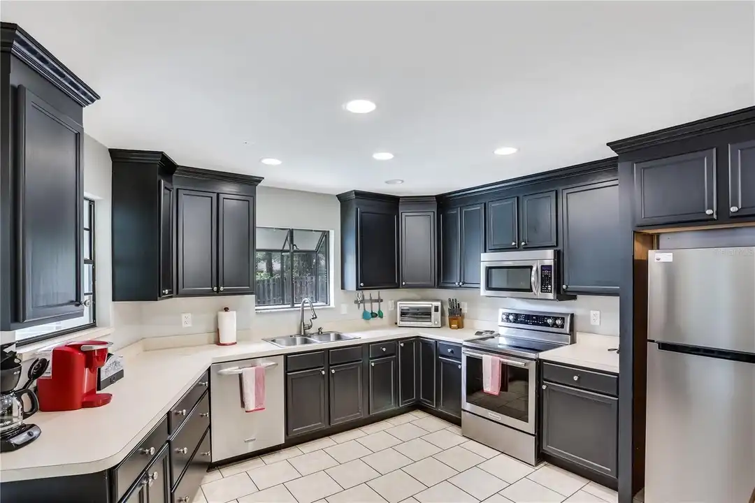 1826 SW 80th Dr - View 5