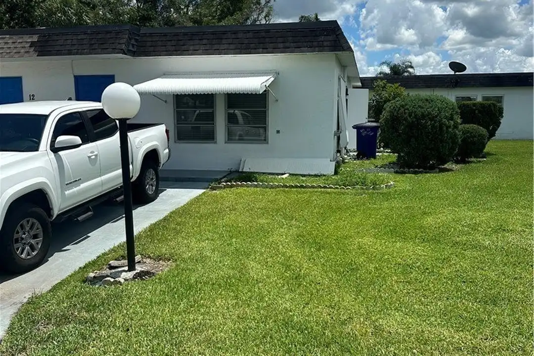 10 Tangerine Ct - View 5