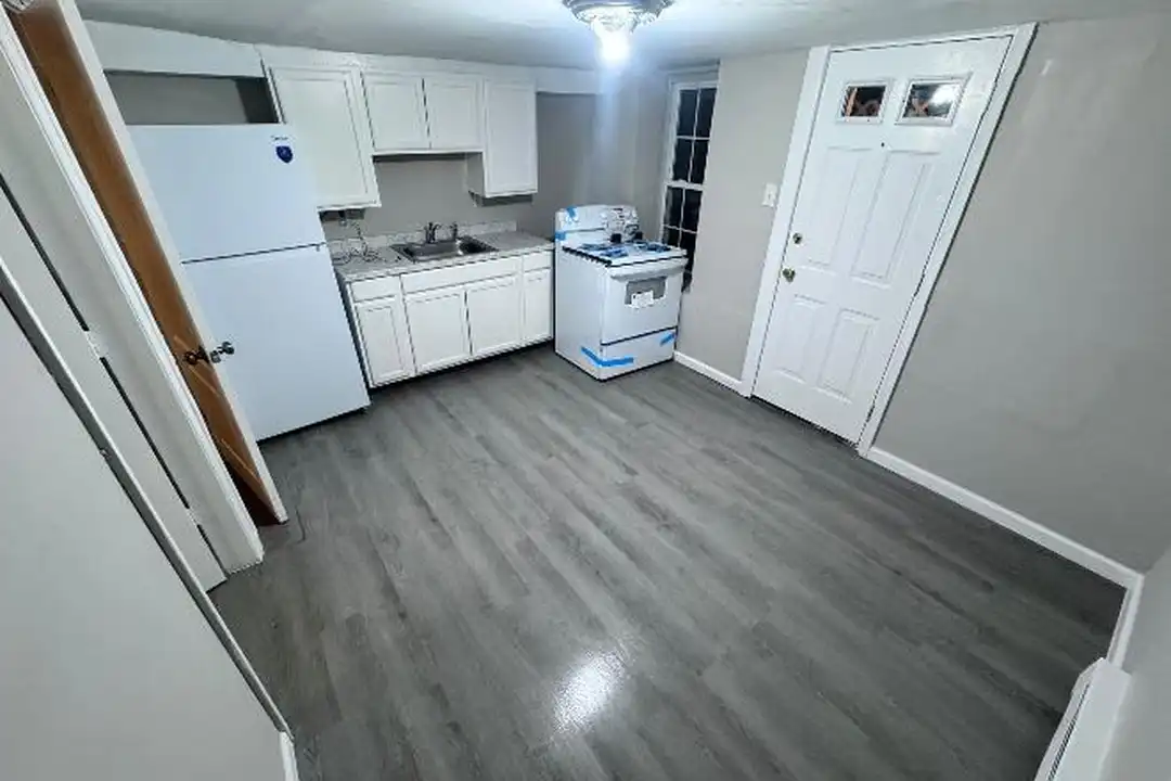 19 Amity Ct – photo 1 of 20