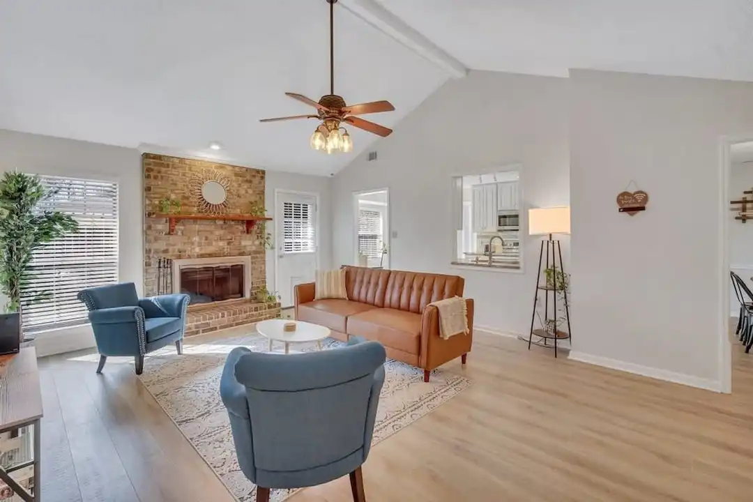 313 Manden Rd unit 1244797P - View 2