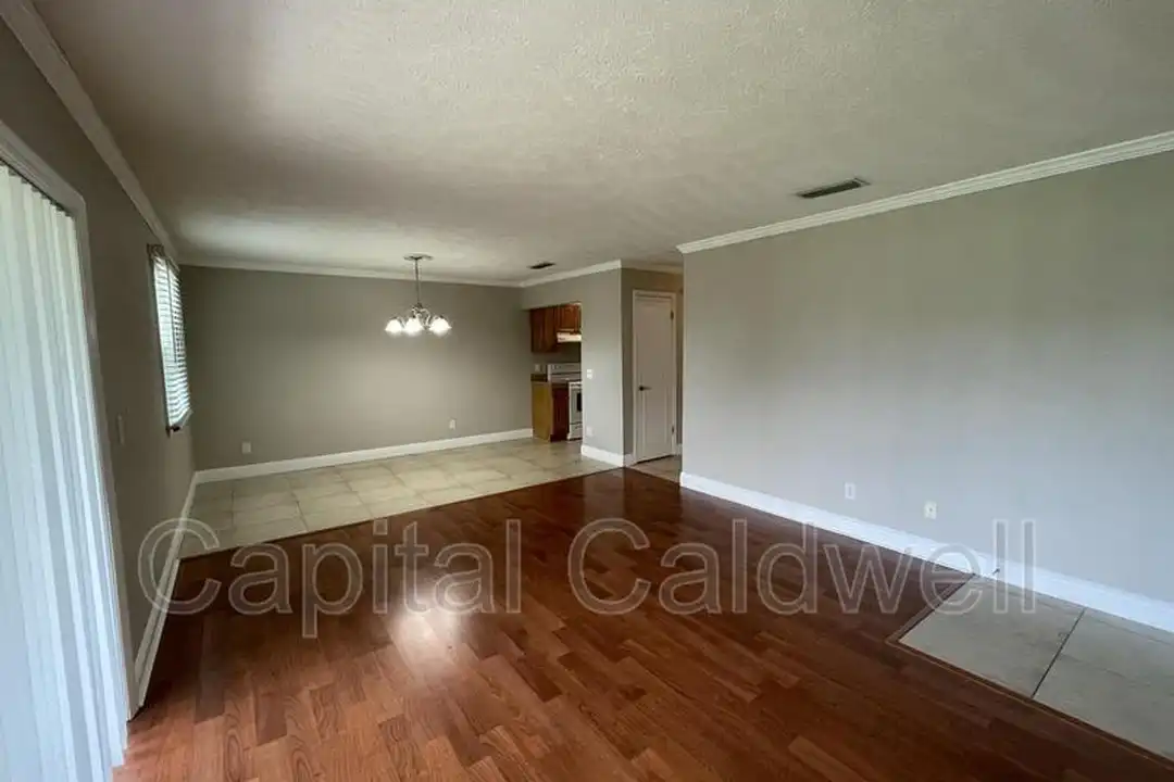 13686 Orange Sunset Dr unit # 201 - More