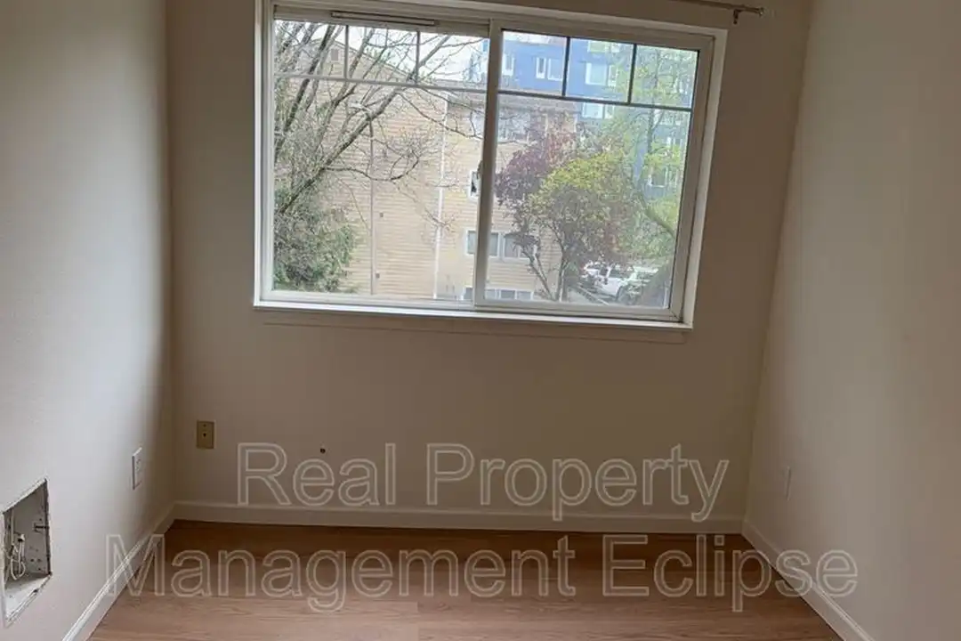 2034 South Main St unit 8 - Aanzicht 4