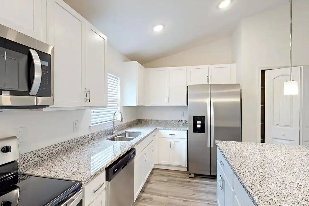 1374 Jupiter Blvd NW - View 4