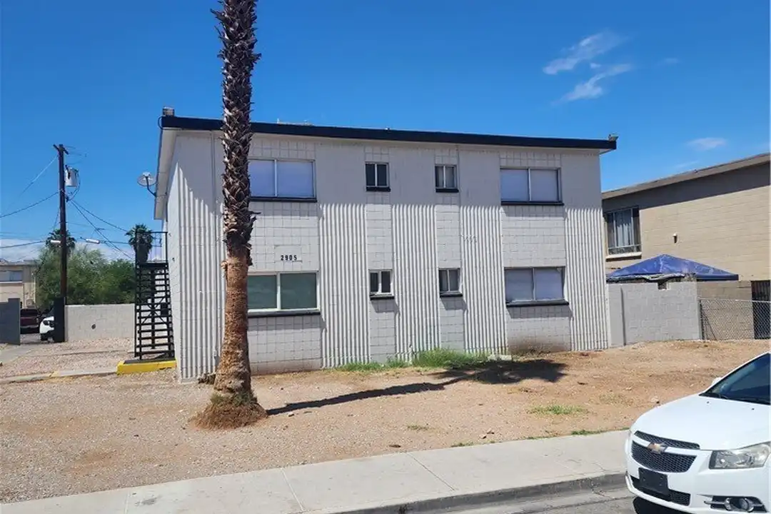 2905 E Elm Ave #1 – photo 1
