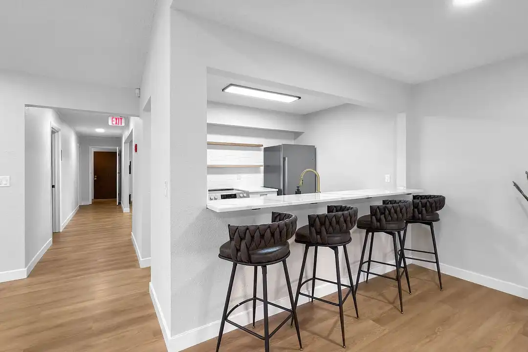 Rock Ridge Commons – photo 1