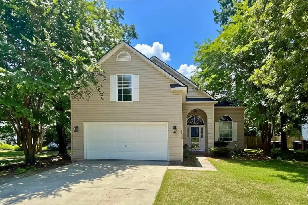 102 Adthan Cir – photo 1