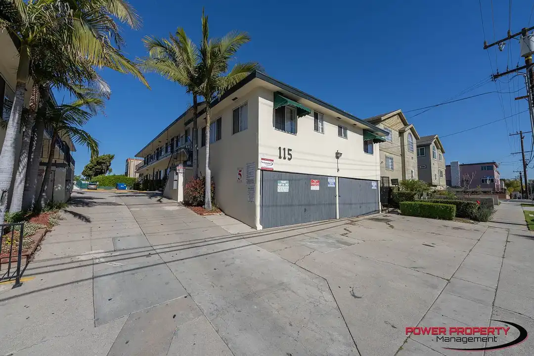 111-115 E Beach Ave - View 2