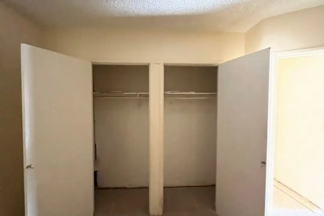 2139 Belle St unit 2141 Belle Street – photo 1 of 4