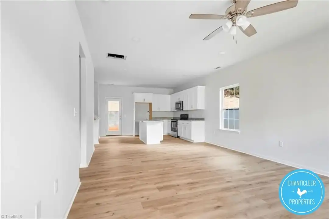 2903 Bolton Pl - View 4