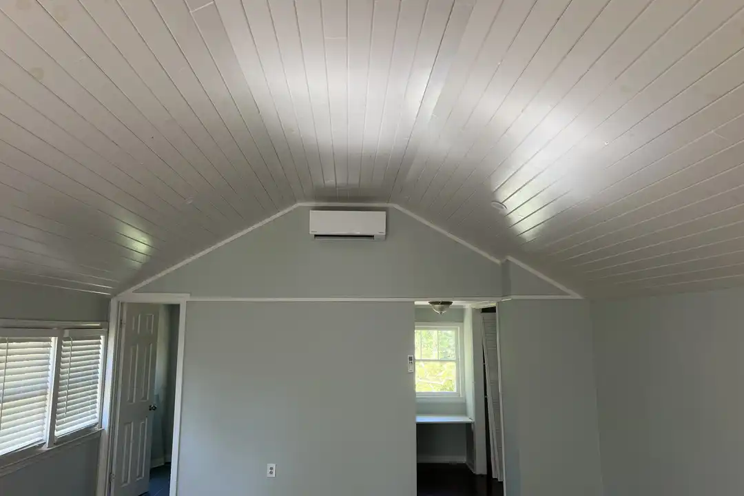 House in Greenville - View 4