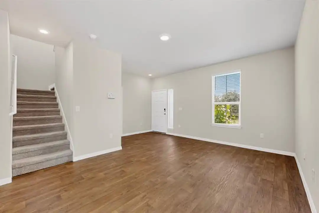 House in Austin, Pioneer Hill Reserve, Travis - View 3