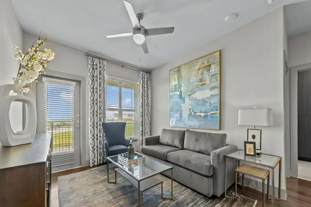 2496 Summer Lee Dr unit # 124 – photo 1