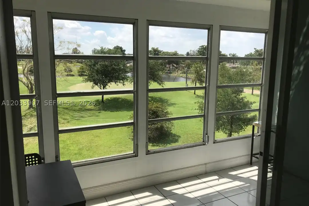 2495 SW 82nd Ave unit 304 - View 6