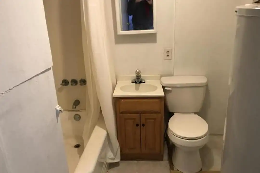 2147 Avenue E - View 3