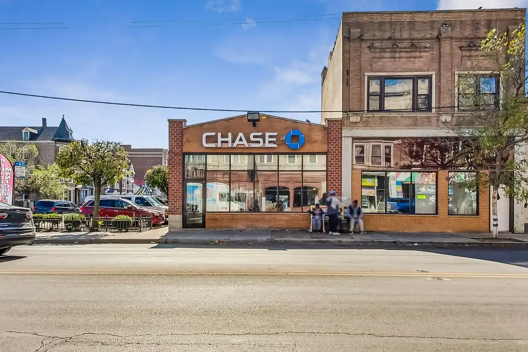 3101 W Cermak Rd unit A-C - View 4