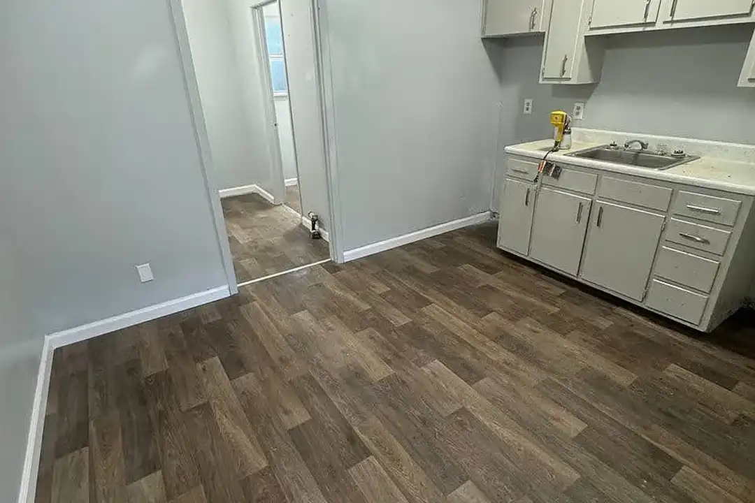 101 Laser St, Hot Springs – photo 1 of 18