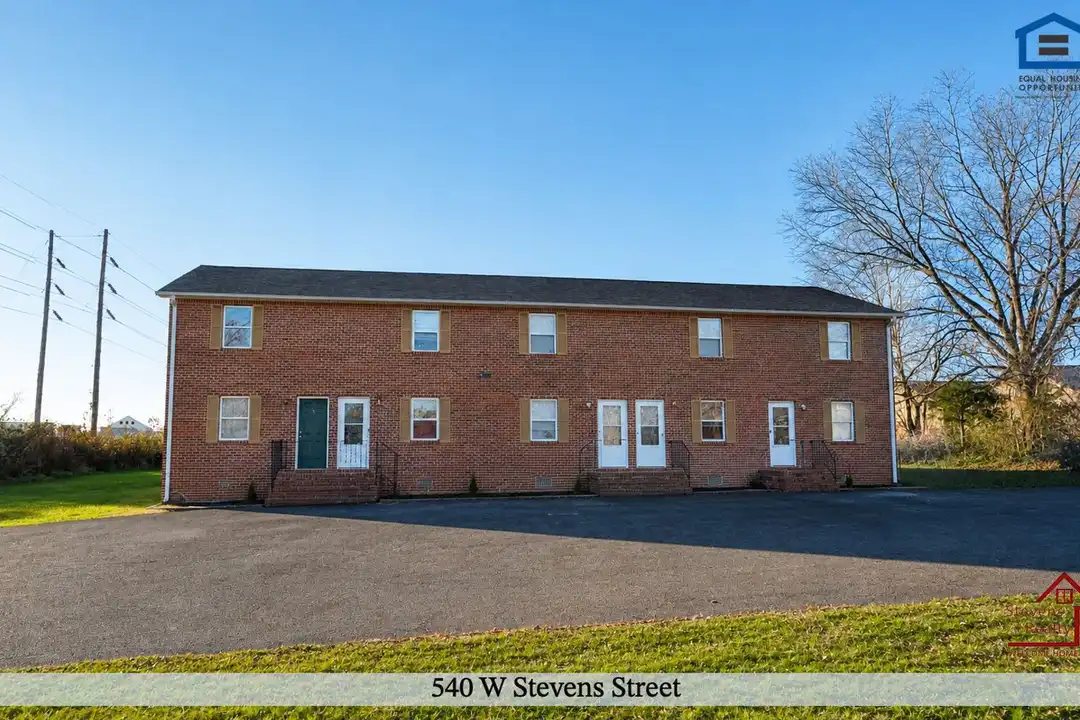540 W Stevens St – photo 1 of 3