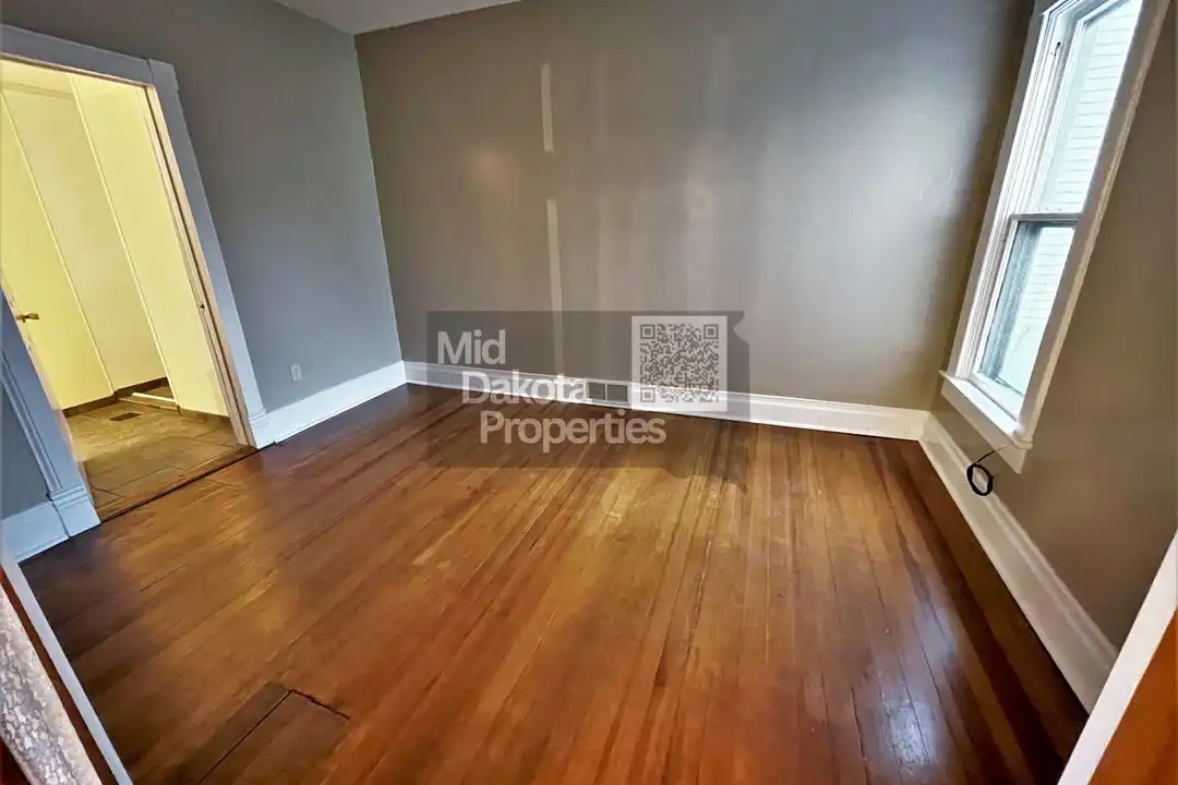 700 S Wisconsin St - View 6