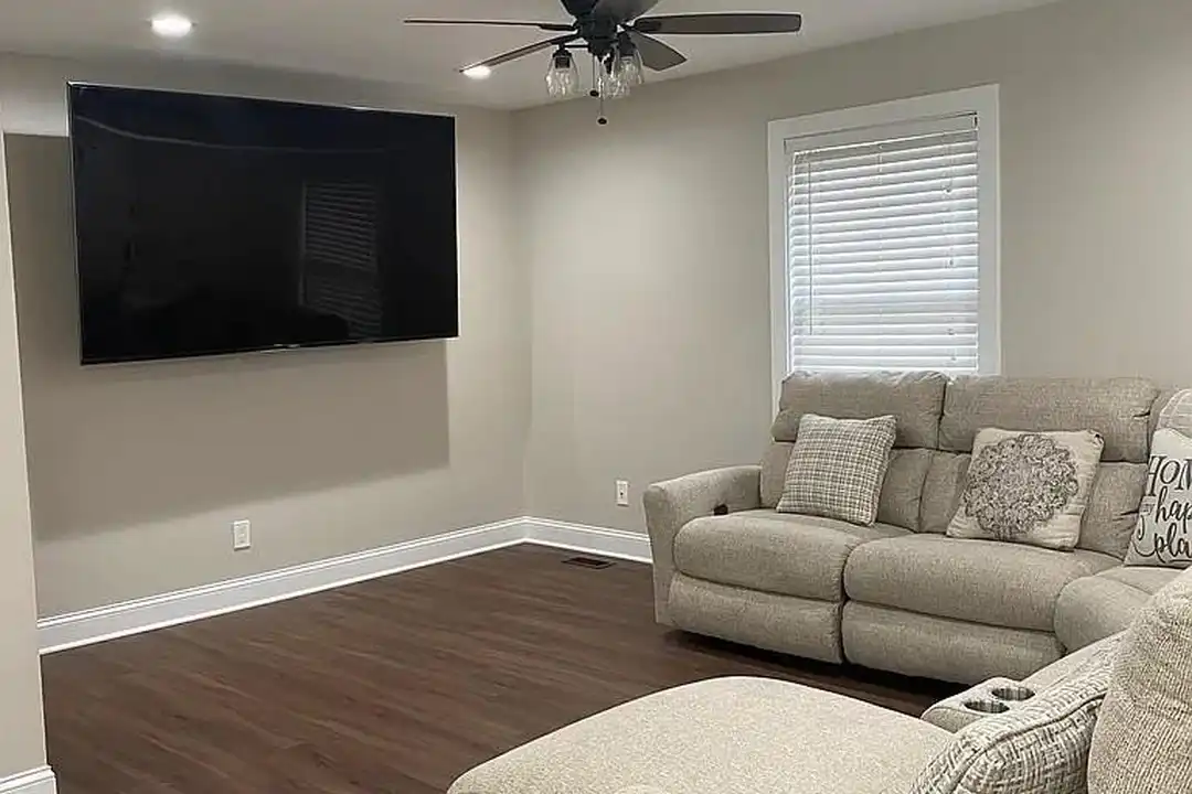 10584 Brent Town Rd - View 2