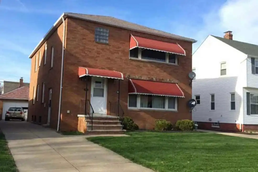 6102 Orchard Ave – photo 1