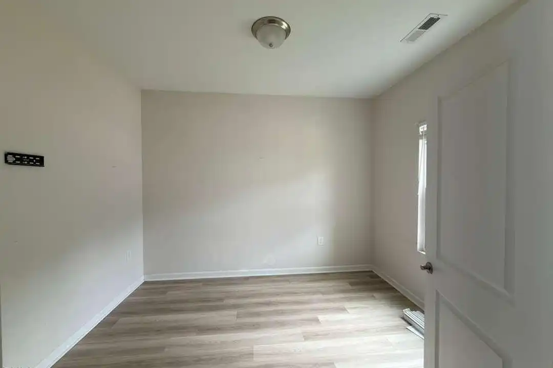 House in Mebane - View 3