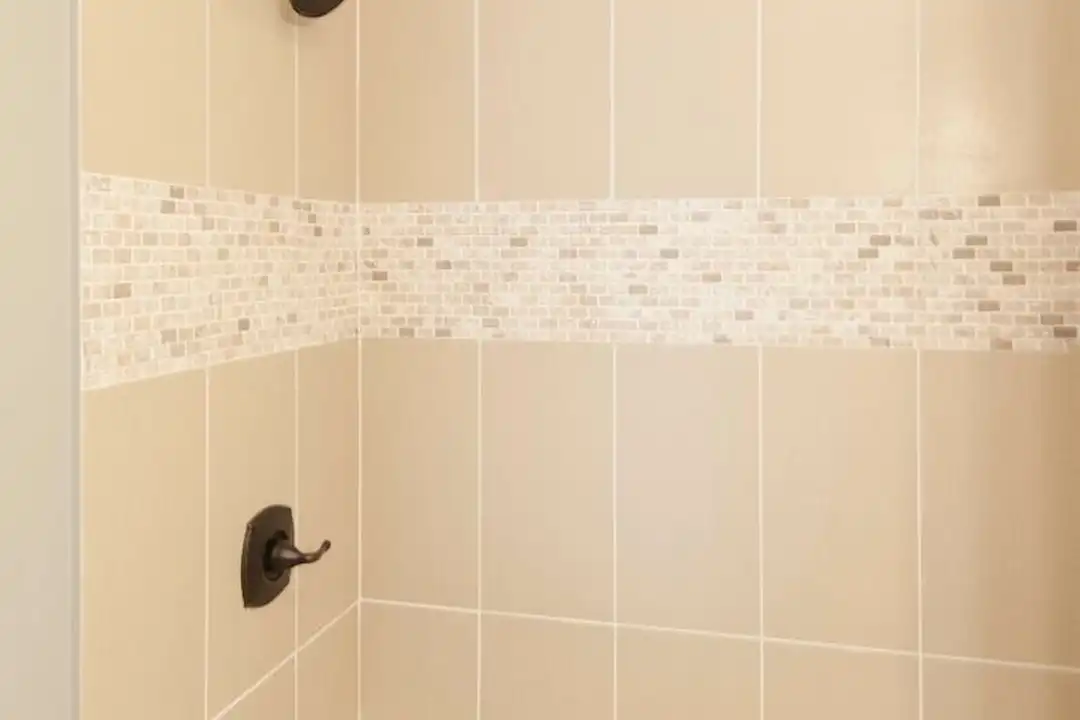 7 Rockledge St - More