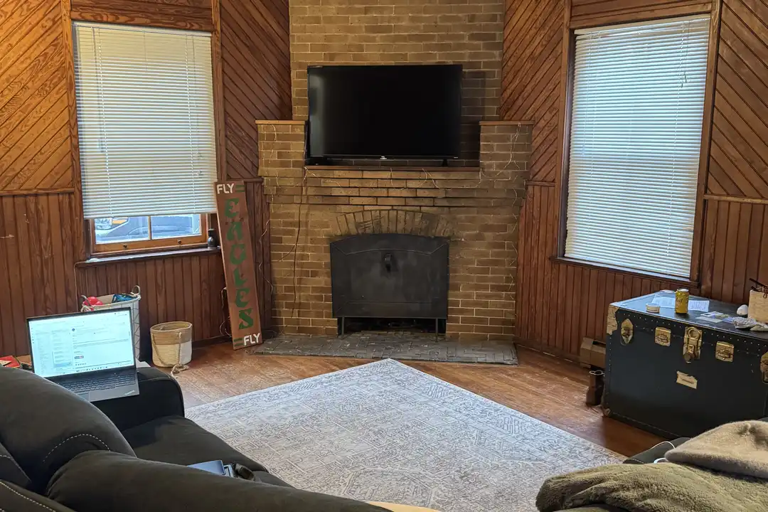 302 S Orange St unit Carriage house - More