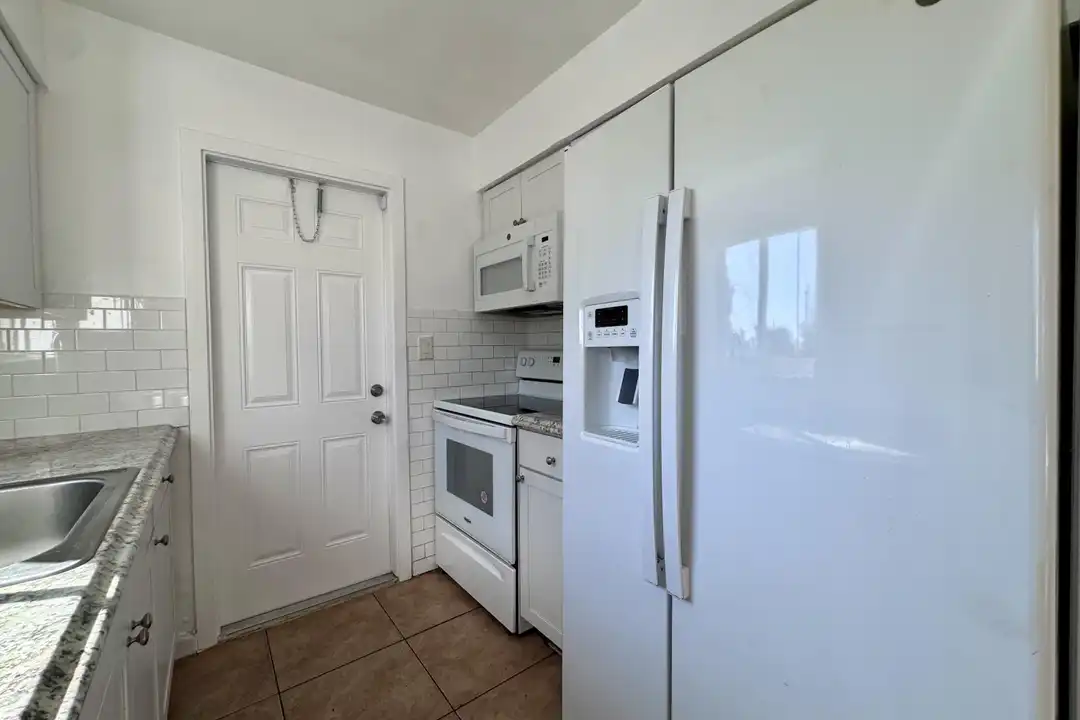 3101 NE 7th Ave unit B - View 4