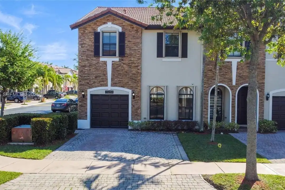 3251 NW 103rd Path - View 5