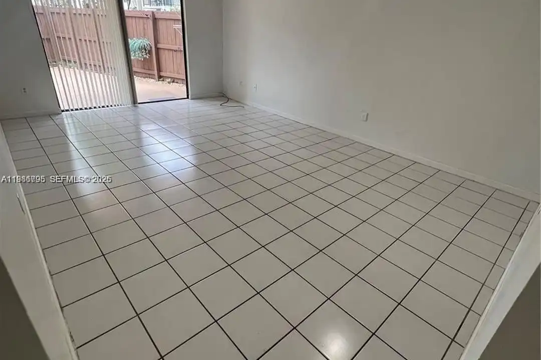 8307 SW 142nd Ave #F105 - View 5