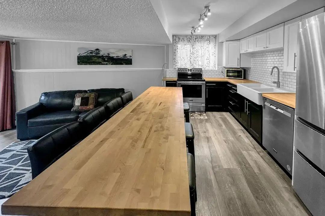 1120 Ski Hill Rd unit 13 - More