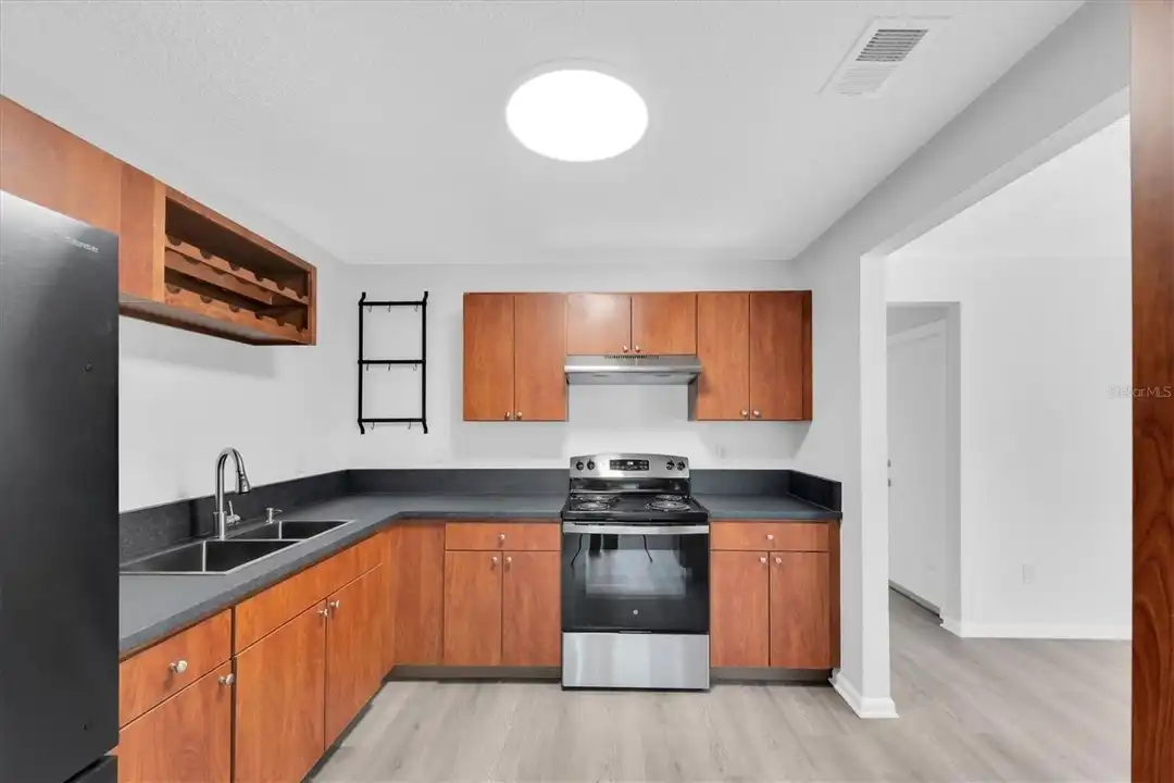 4421 11th Ave S - More