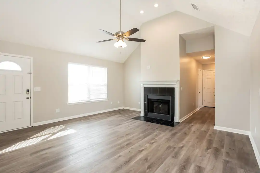 517 Hackney Dr - View 5