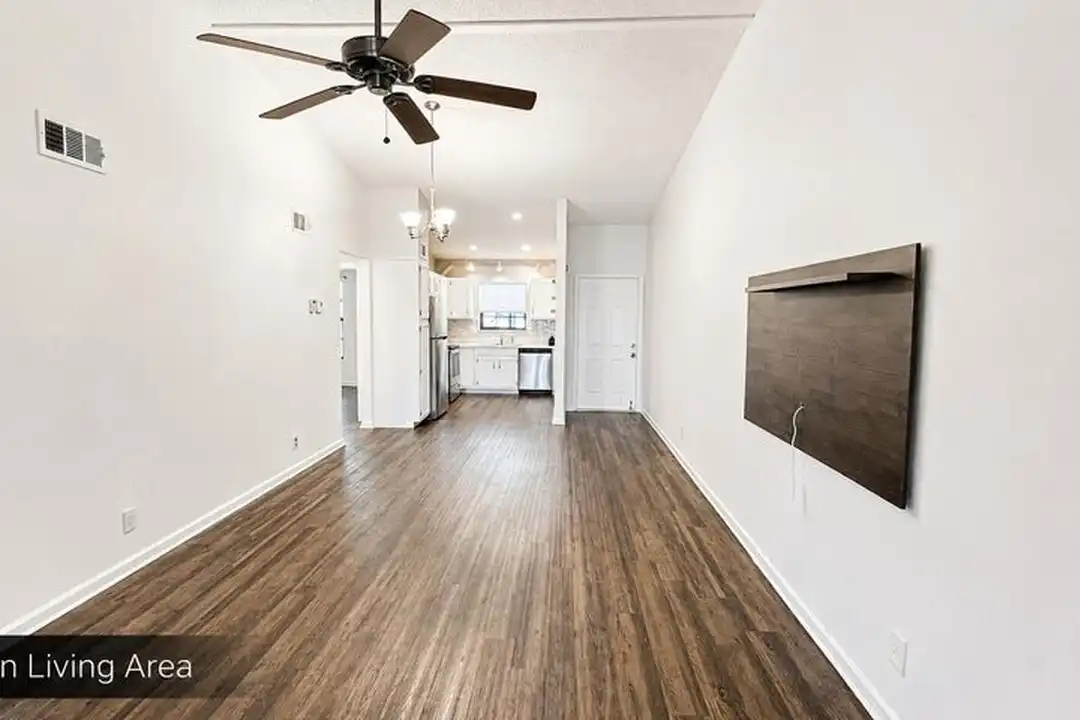 2650 Greenwood Terrace unit 2230 - View 6
